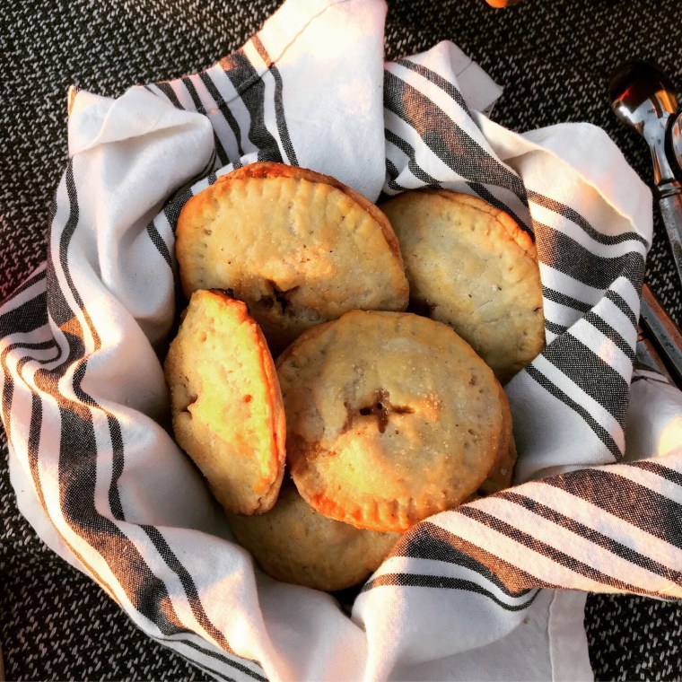 8BC68BFE-EDC0-4092-8D2A-49FFE1FC449C